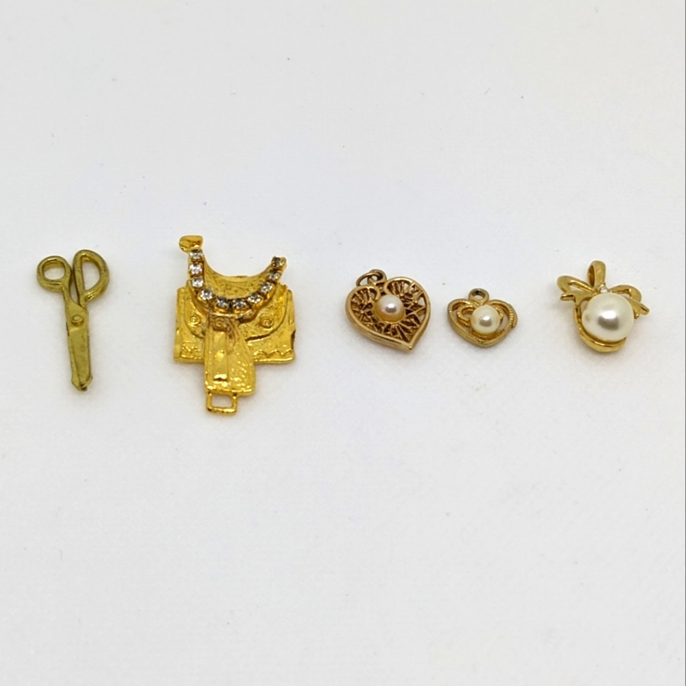 Mixed Lot of Five Jewelry Pendants